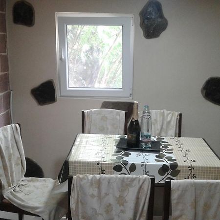 Guest House Nima Bordschomi Exterior foto